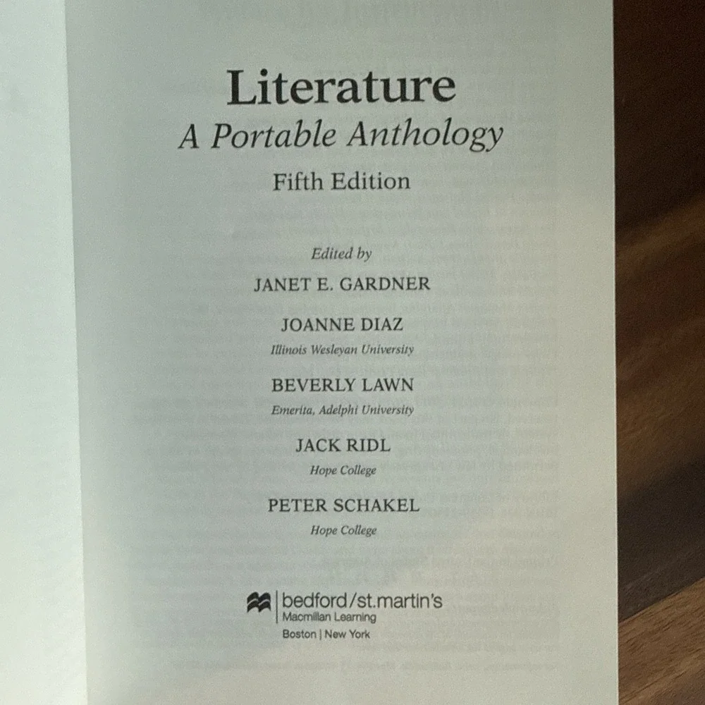 Literature: A Portable Anthology - Paperback, by Gardner Janet; Diaz - Very Good